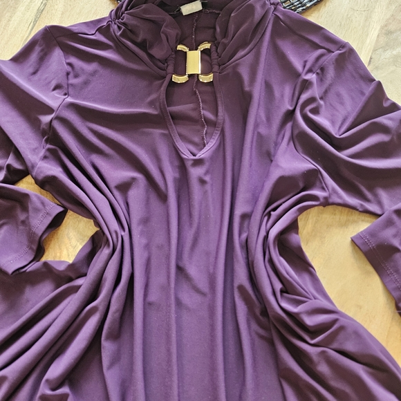 Elegant Purple Women's Top - Picture 7 of 7
